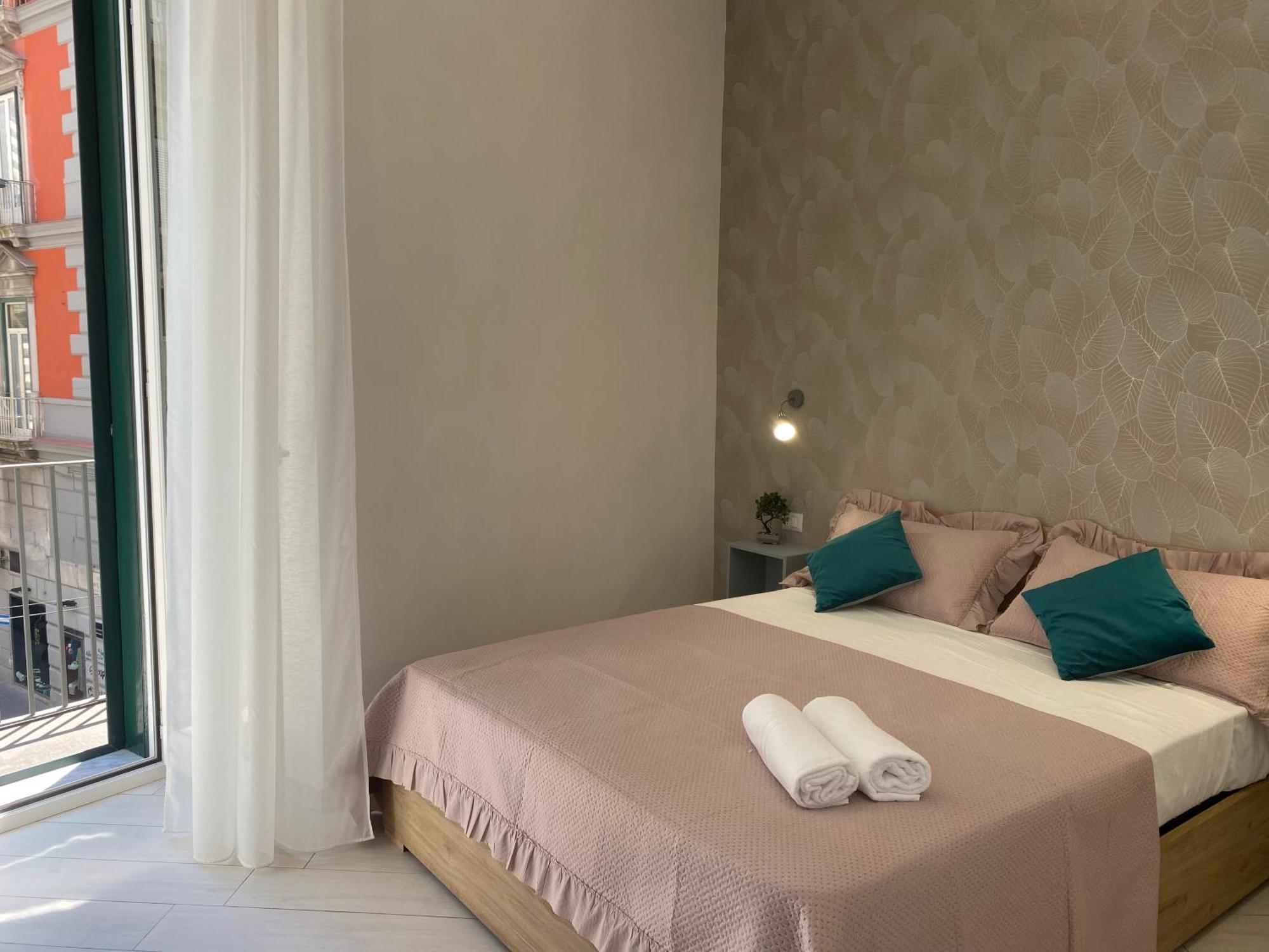 Ludben Dante Hotel Nápoly Kültér fotó