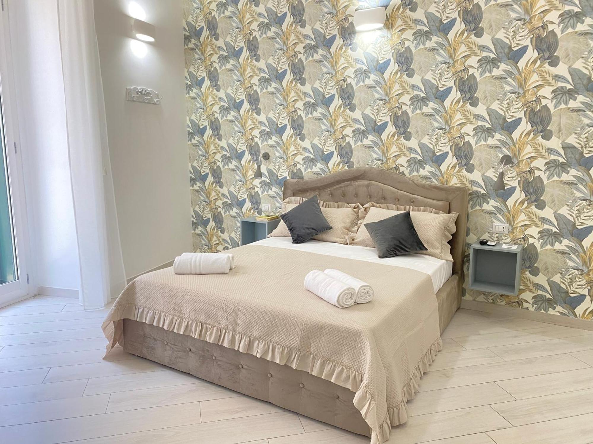 Ludben Dante Hotel Nápoly Kültér fotó