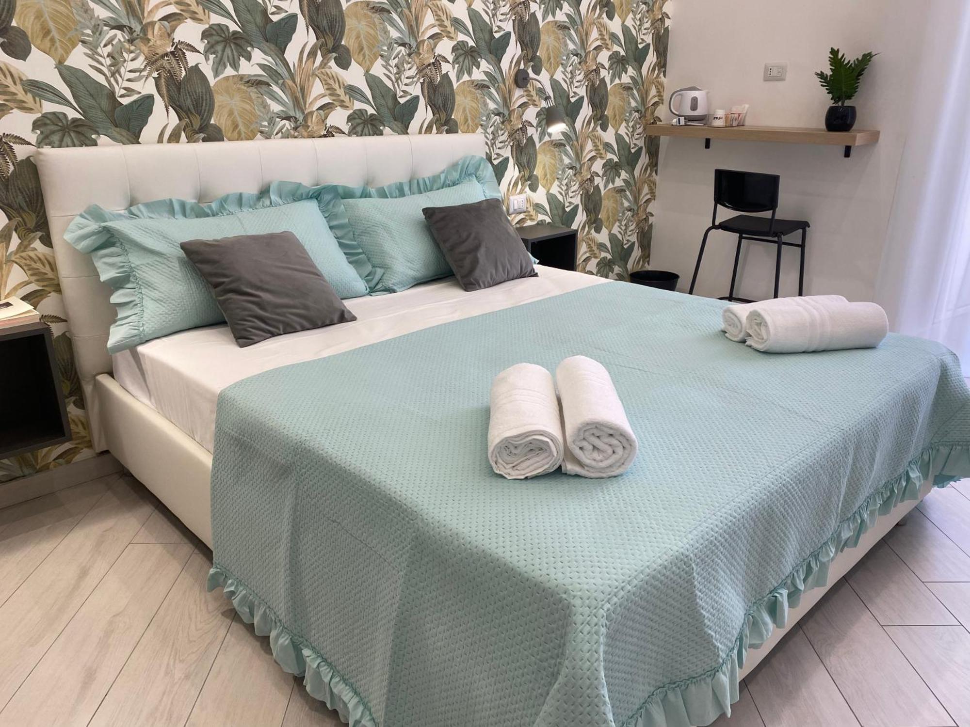 Ludben Dante Hotel Nápoly Kültér fotó