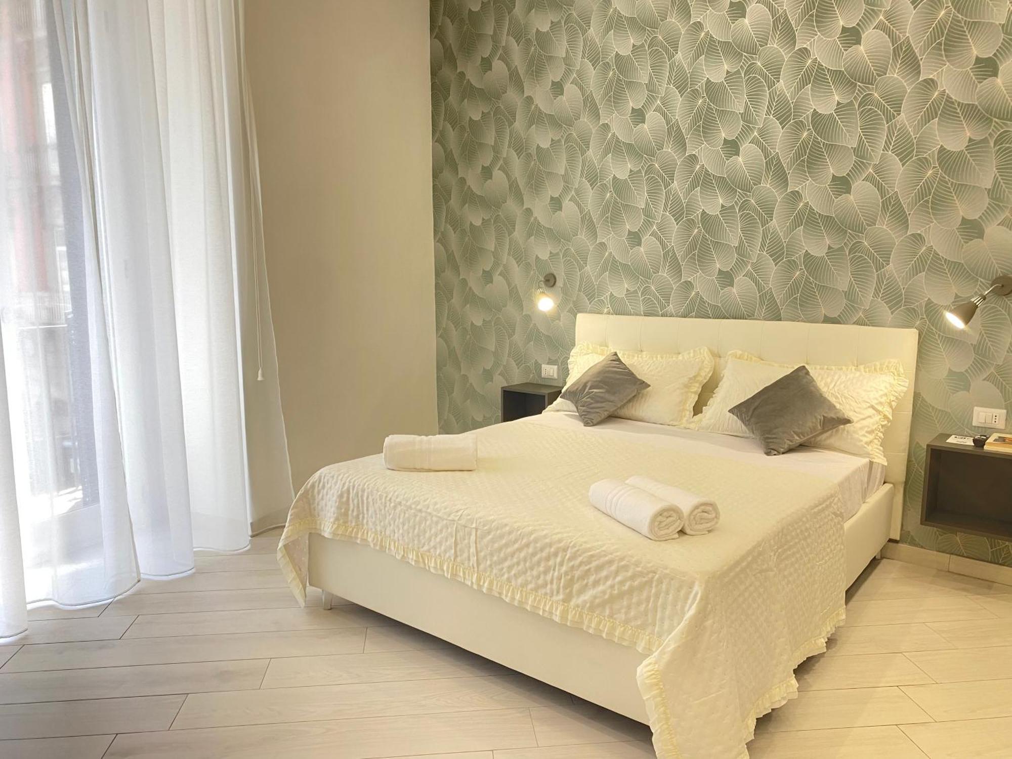 Ludben Dante Hotel Nápoly Kültér fotó